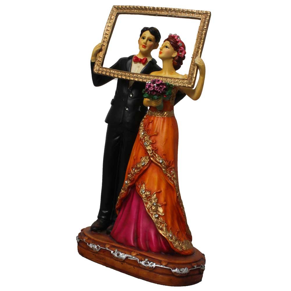 Couple Statue Gift Showpiece 10.5 Inch ( 27 cm )