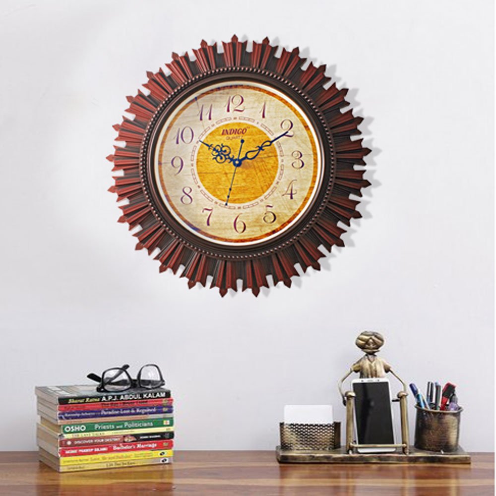 Vintage Type Round Wall clock with glass 17.5 Inch ( 44.5 cm )