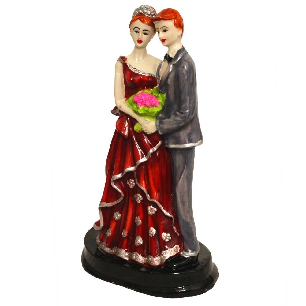Valentine Couple Gift Statue 8 Inch ( 20.5 cm )