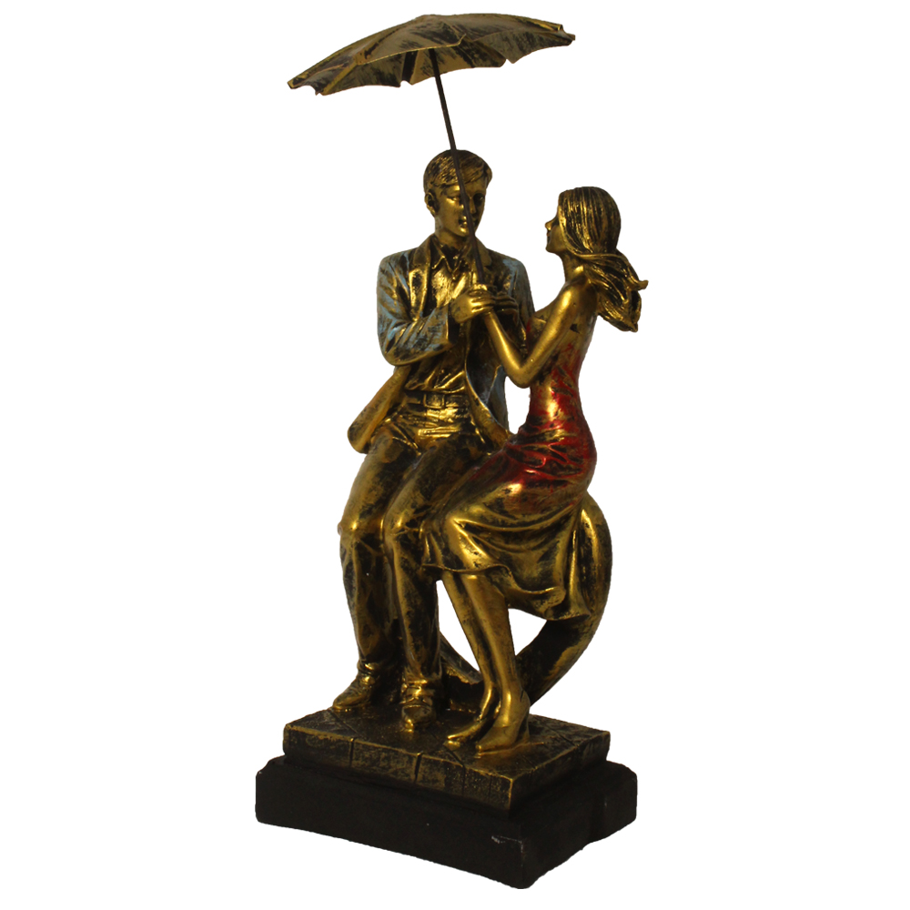 Couple under umbrella Decorative Statue 17.5 Inch
