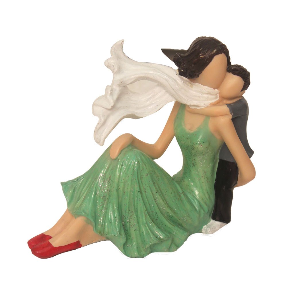 Couple Statue Showpiece 5.5 Inch ( 14 cm )