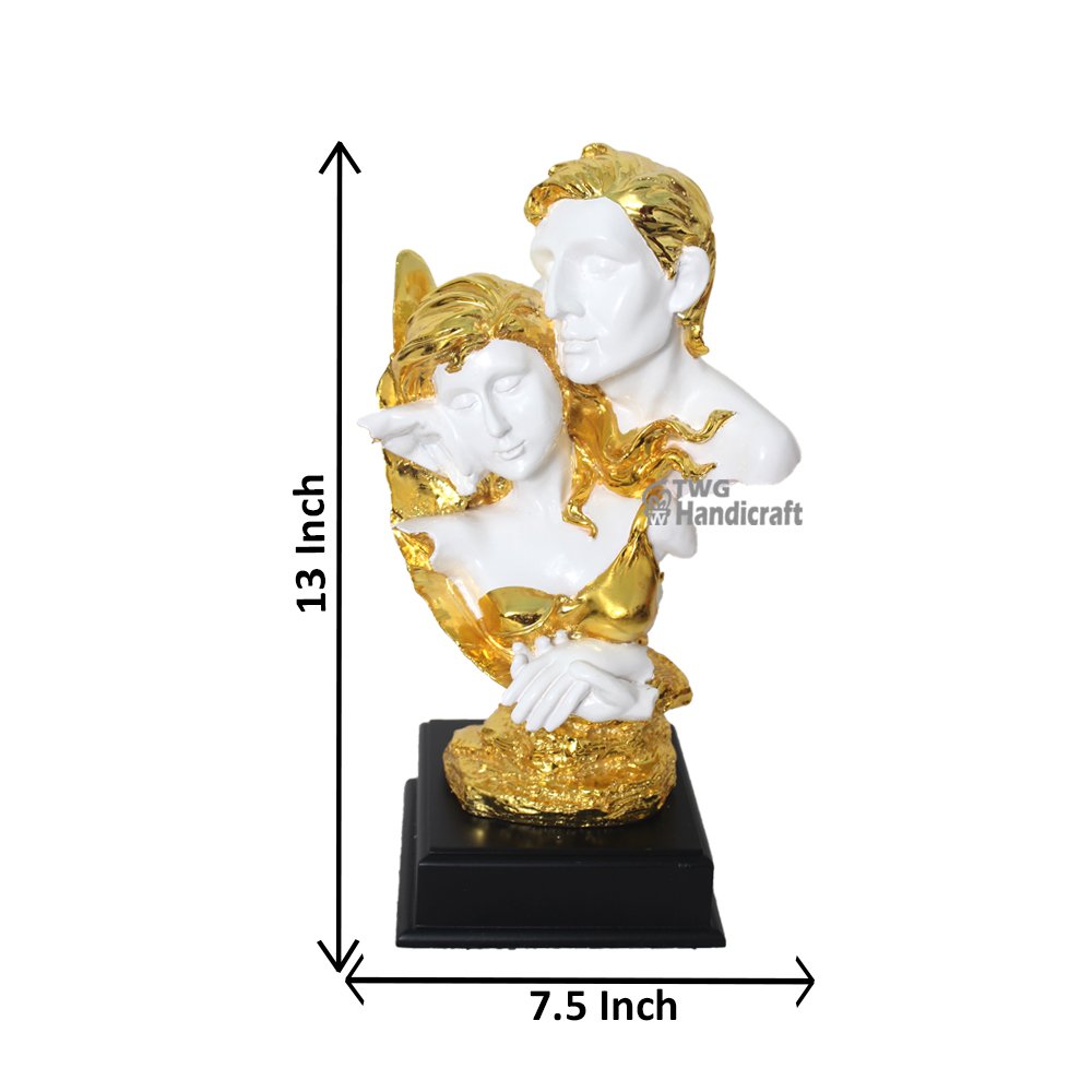 Love Couple Statue Gifts Manufacturers in Banglore | Wholesale Supply