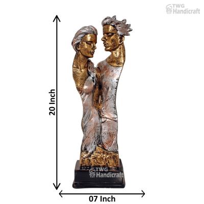 Love Couple Statue Gifts Wholesalers in Delhi | Showpiece Factory